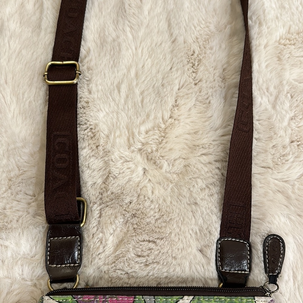 Coach purse - Picture 5 of 10